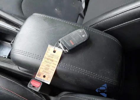 2023 Jeep Compass Trailhawk 4X4 from USA, damaged, VIN 3C4NJDDN8PT524820